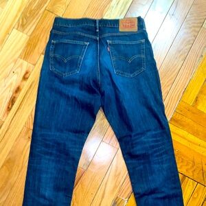 Woman’s Levi Blue Jeans